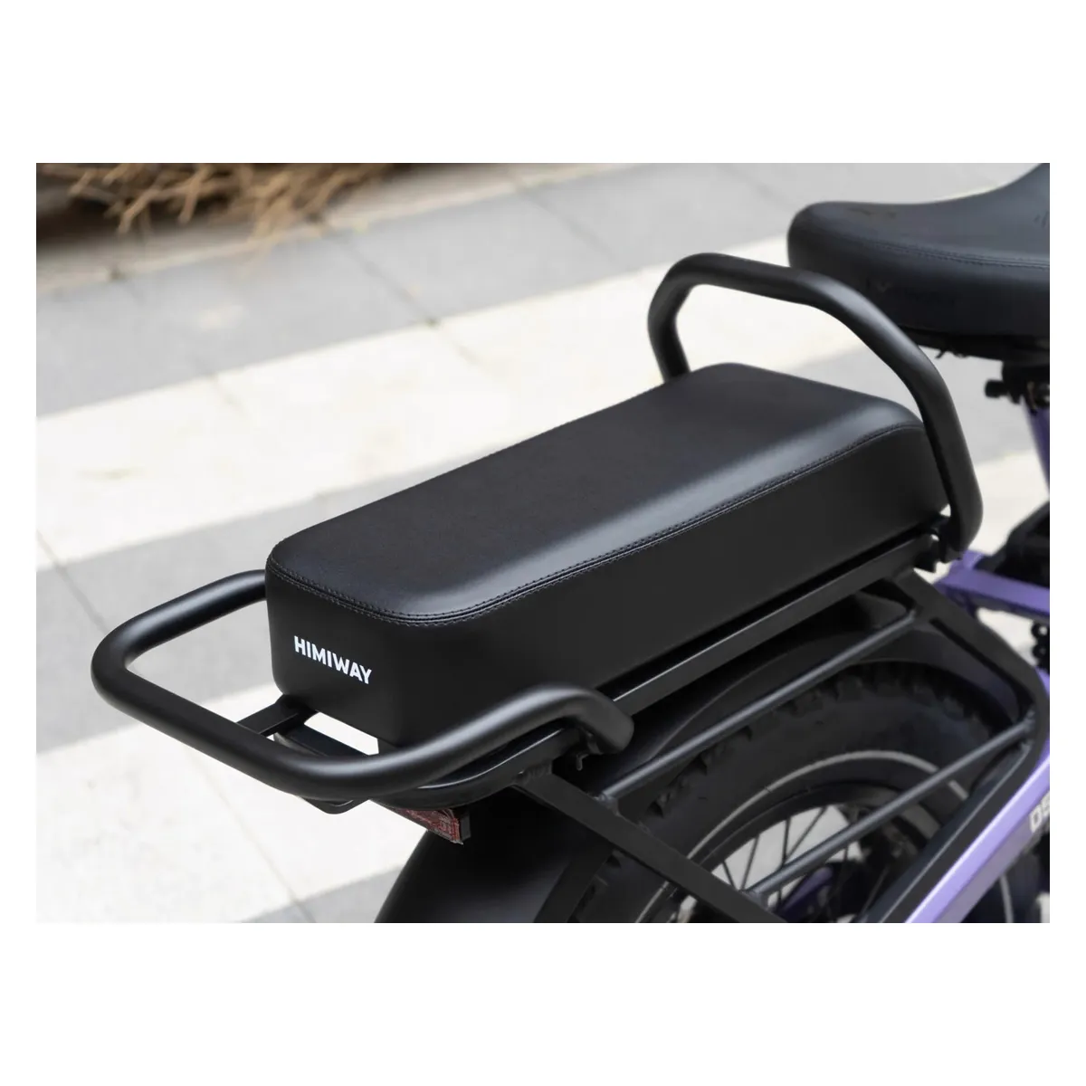 Asiento de pasajero con asas y reposapiés (2)